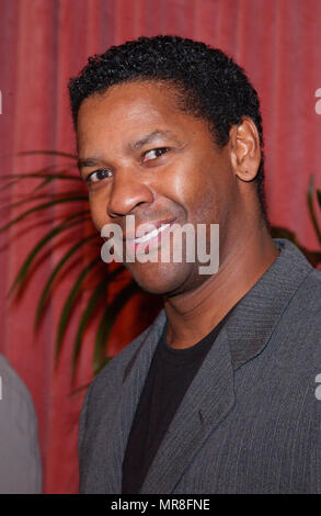 Denzel Washington, nominated for best actor for 'Training Day,' arrives at the nominees luncheon for the 74th Annual Academy Awards at the Beverly Hilton Hotel in Beverly Hills, CA., Monday, March 11, 2002. WashingtonDenzel01A Red Carpet Event, Vertical, USA, Film Industry, Celebrities,  Photography, Bestof, Arts Culture and Entertainment, Topix Celebrities fashion /  Vertical, Best of, Event in Hollywood Life - California,  Red Carpet and backstage, USA, Film Industry, Celebrities,  movie celebrities, TV celebrities, Music celebrities, Photography, Bestof, Arts Culture and Entertainment,  Top Stock Photo