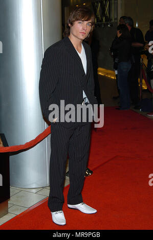 Kevin Zegers arriving at the Dawn of the Dead Premiere at the Beverly Center in Los Angeles. March 10, 2004.ZegersKevin041 Red Carpet Event, Vertical, USA, Film Industry, Celebrities,  Photography, Bestof, Arts Culture and Entertainment, Topix Celebrities fashion /  Vertical, Best of, Event in Hollywood Life - California,  Red Carpet and backstage, USA, Film Industry, Celebrities,  movie celebrities, TV celebrities, Music celebrities, Photography, Bestof, Arts Culture and Entertainment,  Topix, vertical, one person,, from the year , 2003, inquiry tsuni@Gamma-USA.com Fashion - Full LengthZegers Stock Photo