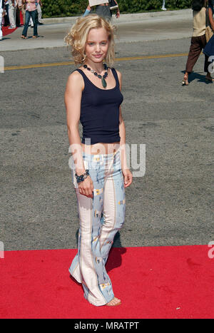 Mena Suvari arrives at the Teen Choice Awards 2002 held at the ...