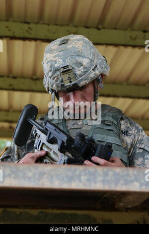 Soldiers from Korea, Alaska, Japan and Hawaii compete in the United States Army Pacific Command's 2017 Best Noncommissioned Officer and Soldier Competition in Schofield Barracks, HI, June 11-15. The competitors completed events that tested their mental and physical fitness.  (U.S. Army photo by Staff Sgt. Joseph Moore, Eighth Army Public Affairs) Stock Photo