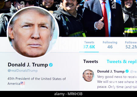 Donald J Trump Twitter page (2018) Stock Photo