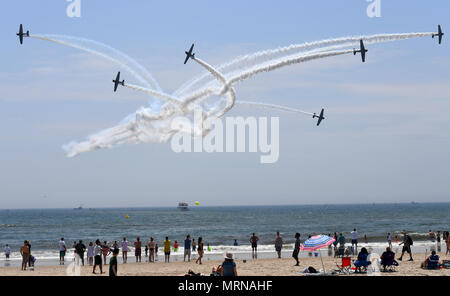 New York, USA. 26th May, 2018. GEICO Skytypers team performs during the 15th annual Bethpage Air Show over the Jones Beach in New York, the United States, on May 26, 2018. Credit: Li Rui/Xinhua/Alamy Live News Stock Photo