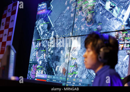 Tokyo, Japan. 27th May, 2018. eSports player Vaisravana competes against PSiArc in the StarCraft II video game during the eSports Asian Games Japan Qualifying at LFS Ikebukuro eSports Arena on May 27, 2018, Tokyo, Japan. The event organized by Japan eSports Union (JESU) had players to competing to represent Japan in the 18th Asian Games Jakarta-Palembang 2018, which will be held in Indonesia in August. Credit: Rodrigo Reyes Marin/AFLO/Alamy Live News Credit: Aflo Co. Ltd./Alamy Live News Stock Photo