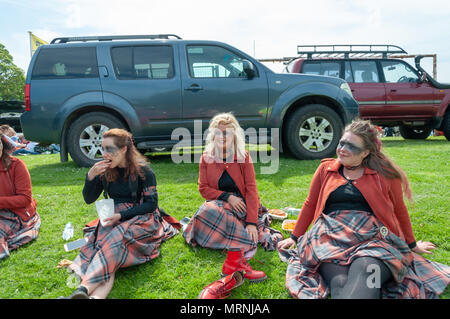Glasgow , Scotland, UK. 27th May, 2018. Female musicians at the Carmunnock International Highland Games which celebrates  traditional Scottish culture with a street procession of Chieftain and athletes, heavy events including stone putt, challenge caber & sheaf pitch, other events include log boxing, stick fighting & wrestling, music events include Eaglesham Fiddlers, St. Francis Pipe Band and Highland Dancing and is held in the picturesque conservation village of Carmunnock. Credit: Skully/Alamy Live News Stock Photo