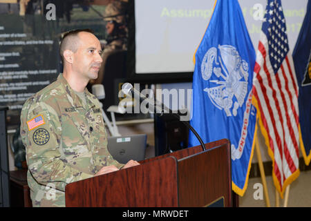 Incoming RTA Commandant LTC Matthew Metzel speaks to the audience ...