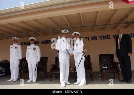 Port Hueneme Calif Naval Surface Warfare Center Port Hueneme Division Nswc Phd Held A Change Of Command Ceremony July 10 Where Capt Stephen H Murray Relinquished Command To Capt Rafael Ray A Acevedo Pictured From Left To