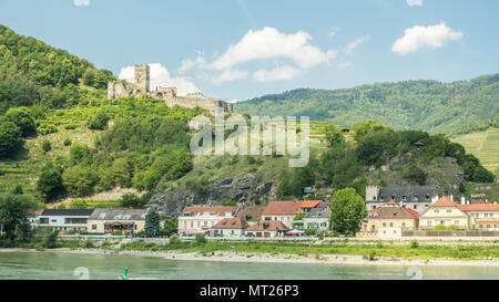Ruins of Hinterhaus castle. Spitz, Wachau valley. Lower Austria Stock Photo