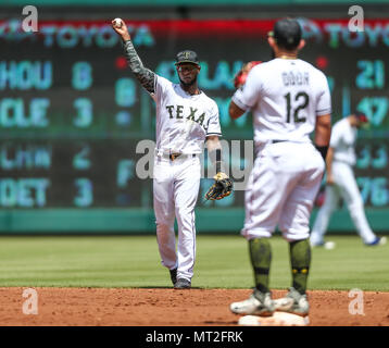 Texas rangers stadium hi-res stock photography and images - Page 2 - Alamy