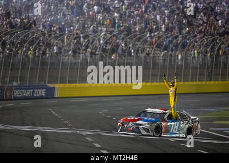 Concord, North Carolina, USA. 27th May, 2018. Kyle Busch (18) wins the Coca-Cola 600 at Charlotte Motor Speedway in Concord, North Carolina. Credit: Stephen A. Arce/ASP/ZUMA Wire/Alamy Live News Stock Photo