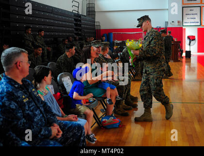 DVIDS - Images - Fleet Activities Yokosuka attends Yokohama DeNA BayStars  minor league team baseball game [Image 6 of 8]