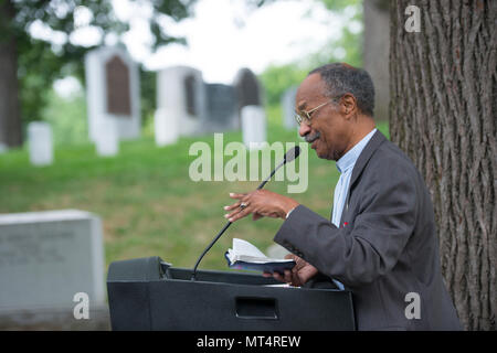 Chaplain (Maj. Gen.), ret., Matthew Zimmerman, former chief of chaplains, U.S. Army Chaplain Corps speaks at a ceremony at Chaplain's Hill in honor of the 242nd U.S. Army Chaplain Corps Anniversary at Arlington National Cemetery, Arlington, Va., July 28, 2017.  A wreath was also laid at the Tomb of the Unknown Soldier by Chaplain (Maj. Gen.) Paul K. Hurley, chief of chaplains, U.S. Army Chaplain Corps, and Sgt. Maj. Ralph Martinez, regimental sergeant major, U.S. Army Chaplain Corps.  (U.S. Army photo by Elizabeth Fraser / Arlington National Cemetery / released) Stock Photo