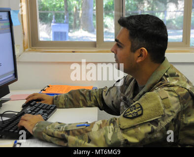 Capt. Viral Patel, a family physician assigned to Army Reserve Medical Command’s 7221st Medical Support Unit located in Newark, Deleware is one of 12 U.S. Army Reserve Soldiers who are working alongside Sailors from 4th Medical Bn., 4th Marine Logistics Group, U.S. Marine Corps Forces Reserve in partnership with Round Valley Indian Health Service to provide medical care to the local tribal population. The Indian Health Service provides preventive, curative, and community health care for approximately 2.2 million American Indians and Alaska Natives in hospitals, clinics, and other settings thro Stock Photo