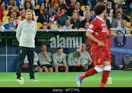 KYIV, UKRAINE - MAY 26, 2018: Liverpool's head coach Jurgen Klopp (left) during the match  UEFA Champions League Final between Real Madrid and Liverpool at NSC Olympic Stadium (Photo by Alexandr Gusev / Pacific Press) Stock Photo