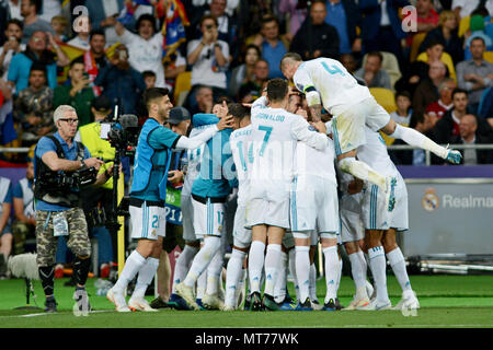 Kyiv, Ukraine. 26th May, 2018. Real Madrid's players celebrate goal during the Champions League Final soccer match between Real Madrid and Liverpool at the NSC Olympic Stadium Credit: Alexandr Gusev/Pacific Press/Alamy Live News Stock Photo
