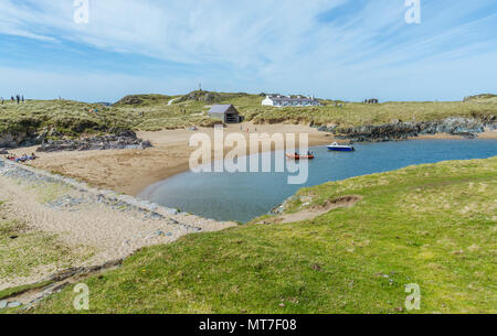 UK, Anglesey, Newborough. 19th May 2018. A view of Pilot's cove on Llanddwyn Island. Stock Photo