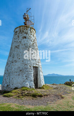 UK, Anglesey, Newborough. 19th May 2018. A view of Twr Bach Lighthouse on Llanddwyn Island. Stock Photo