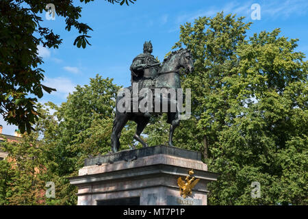 RUSSIA, SAINT PETERSBURG - AUGUST 18, 2017: Monument to Peter I in front of the St. Michael's Castle, designed by Bartolomeo Rastrelli, symbolizes Rus Stock Photo