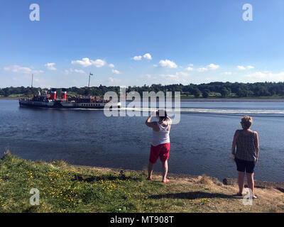 Glasgow, UK. 28th May, 2018. Members of the public take pictures of the PS Waverly as she travels up the River Clyde towards Glasgow, Scotland. PS Waverley is the last seagoing passenger-carrying paddle steamer in the world. Built in 1946, she sailed from Craigendoran on the Firth of Clyde to Arrochar on Loch Long until 1973.   28/5/18  Picture © Andy Buchanan 2018 Credit: Andy Buchanan/Alamy Live News Stock Photo