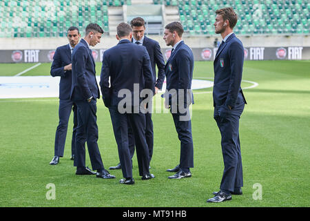 St. Gallen, Switzerland. 28th May 2018. Italy players before the football World Cup 2018 preparation match Italy vs. Saudi Arabia in St. Gallen. The national team from Saudi Arabia is using the game to prepare for the 2018 FIFA World Cup final tournament in Russia while Italy did not qualify for the World Cup finals. Stock Photo