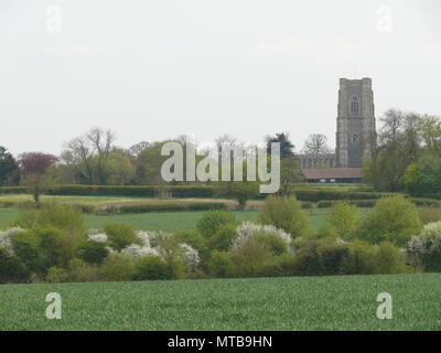 Landscape view of a rural church in Suffolk, England, between Bury St Edmunds and Lavenham Stock Photo