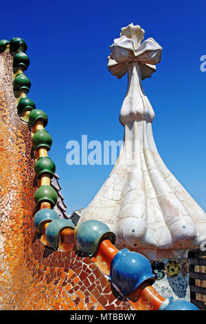 BARCELONA - MAY 05: The facade of the house Casa Battlo (also could the house of bones) designed by Antoni Gaudi with his famous expressionistic style