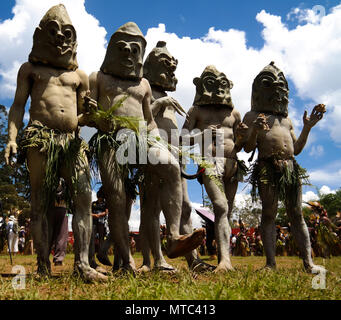 Asaro Mudman tribe man in Mount Hagen festival 17 August 2014 Papua New Guinea Stock Photo