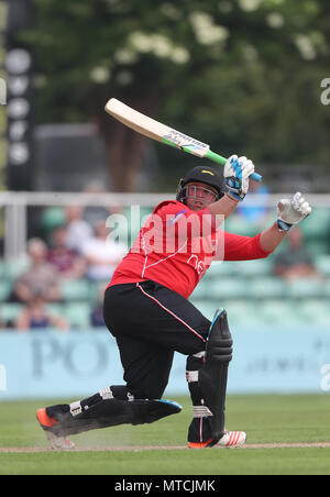 Leicestershire's Mark Cosgrove during the North Group match of the Royal London One Day Cup at New Road, Worcester. PRESS ASSOCIATION Photo. Picture date: Tuesday May 29, 2018. See PA story cricket Worcester. Photo credit should read: David Davies/PA Wire. RESTRICTIONS: Editorial use only. No commercial use without prior written consent of the ECB. Still image use only. No moving images to emulate broadcast. No removing or obscuring of sponsor logos. Stock Photo