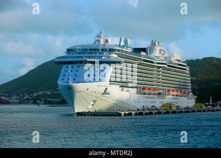 Regal Princess moored at St Maarten, Caribbean Stock Photo