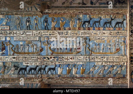 Carvings in ancient egyptian temple Stock Photo