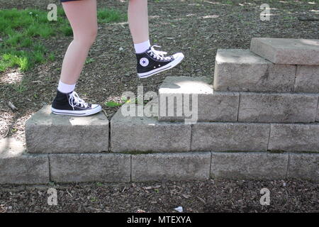 steps sneaker socks
