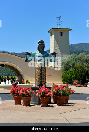 Robert Mondavi Winery Vineyard in Napa, California - 7801 St Helena Hwy, Oakville, CA 94562 Stock Photo