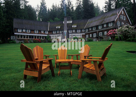 Lake Quinault Lodge, Olympic National Forest, Washington Stock Photo