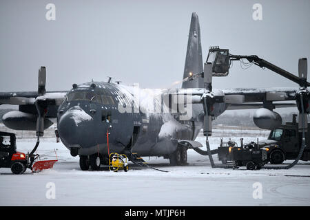 FS GABRESKI AIR NATIONAL GUARD BASE, Westhampton Beach, NY -- Members ...