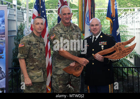 Gen. Robert B. Brown (center), Commanding General, U.S. Army Pacific ...