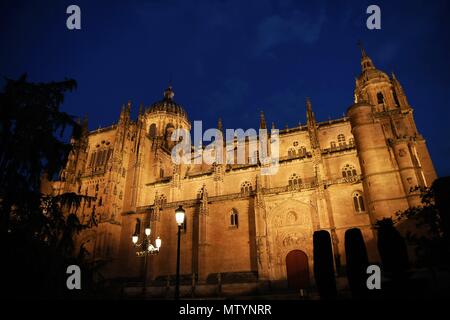 Madrid. 30th May, 2018. This picture taken on May 30, 2018 shows the cathedral of Salamanca, Spain. Credit: Guo Quda/Xinhua/Alamy Live News Stock Photo