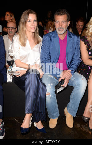 Miami Fl Usa 31st May 18 Nicole Kimpel Antonio Banderas And Valeria Mazza Attend Miami Fashion Week At The Ice Palace Studios On May 31 18 In Miami Florida Credit Mpi04 Media Punch Alamy