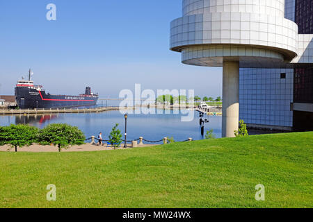 The William G. Mather Steamship and the Rock and Roll Hall of Fame are two Cleveland landmarks dotting the Northcoast Harbour in Cleveland, Ohio, USA. Stock Photo