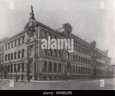 . Deutsch: Städtische Gewerbeschule zu Leipzig um 1920 (Wächterstraße ...