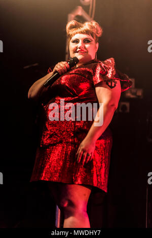 Brighton, East Sussex. 31st May 2018. American singer-songwriter Beth Ditto, known for fronting the band Gossip, performs her sell-out show at Concorde2. Credit: Francesca Moore/Alamy Live News Stock Photo