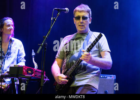 Norway, Oslo - May 31, 2018. The international progressive rock band Gong performs a live concert at Cosmopolite in Oslo. Here guitarist Steve Hillage is seen live on stage. (Photo credit: Gonzales Photo - Per-Otto Oppi). Credit: Gonzales Photo/Alamy Live News Stock Photo