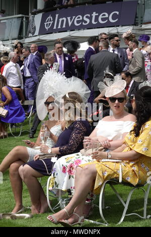 Epsom Downs, Surrey, UK., 1st June, 2018 All dressed up and 'fascinated' at Investec Ladies Day on the Surrey Downs. Credit: Motofoto/Alamy Live News Stock Photo