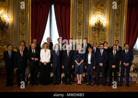 Rome, Italy. 1st Jun, 2018. Photo Family with Premier Giuseppe Conte (5L) and President Sergio Mattarella (6L)    Front Row  Foreign Minister Enzo Moavero Milanesi, European Affairs Minister Paolo Savona, Family and the Disabled Minister Lorenzo Fontana, Minister for the South Barbara Lezzi, Italy's Prime Minister Giuseppe Conte , President of Italian Republic Sergio Mattarella, Regional Affairs Minister Erika Stefani, Public Administration Minister Giulia Bongiorno and Parliamentary Affairs and Direct Democracy Minister Riccardo Fraccaro. Credit: insidefoto srl/Alamy Live News Stock Photo