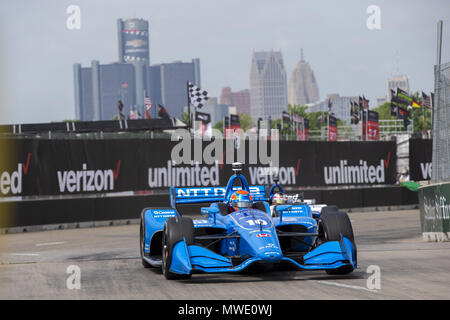 Detroit, Michigan, USA. 1st June, 2018. Ed Jones (10) takes to the track for a practice session for the Detroit Grand Prix at Belle Isle Street Course in Detroit, Michigan. Credit: Stephen A. Arce/ASP/ZUMA Wire/Alamy Live News Stock Photo