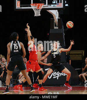 Las Vegas, Nevada, USA. 1st June, 2018. Dearica Hamby #5 of the Las Vegas Aces handles the ball against the Washington Mystics during the Las Vegas Aces first WNBA win on June 1, 2018 at the Mandalay Bay Events Center in Las Vegas, Nevada. Credit: Marcel Thomas/ZUMA Wire/Alamy Live News Stock Photo