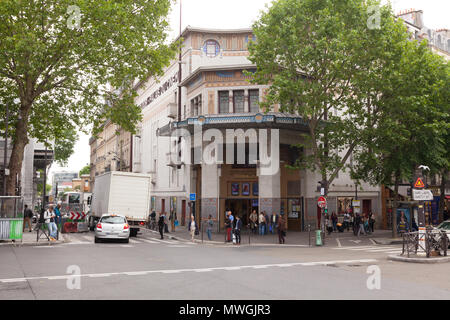 Egyptian styled Le Louxor movie theatre by architect Henri Zipcy 1921 Stock Photo