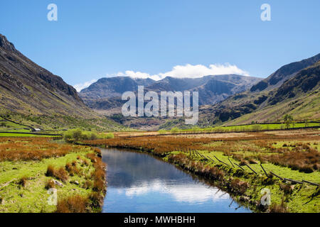 Scenic view to Glyderau mountains along Afon Ogwen River in Nant Ffrancon valley in Snowdonia National Park. Bethesda Gwynedd North Wales UK Britain Stock Photo