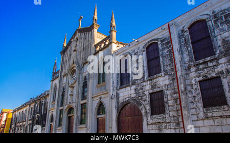 LEON, NICARAGUA, MAY, 16, 2018: Outdoor view of the biggest Cathedral of Central America in a sunny day and blue sky background in dowtown in Leon Stock Photo