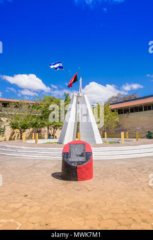 LEON, NICARAGUA, MAY, 16, 2018: Outdoor view of mausoleum of Heroes and Martyrs with mural of history of Nicaragua Granada Stock Photo