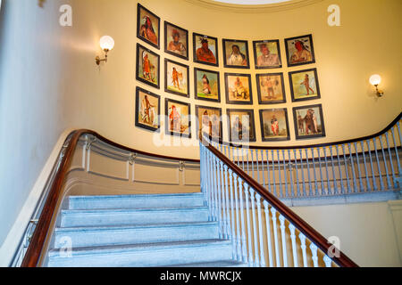 Washington DC,National Portrait Gallery,Donald W,Reynolds Center for American Art & Portraiture,stairs,curve,banister,Native American Indian indigenou Stock Photo