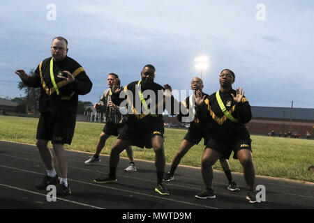 4th Cavalry Brigade held a team-building Physical Readiness Training session at Natcher Fitness Center, April 28, 2017, at Fort Knox. After PRT, Division East, First Army Commanding General, Maj. Gen. Todd McCaffrey spoke to the brigade. Stock Photo